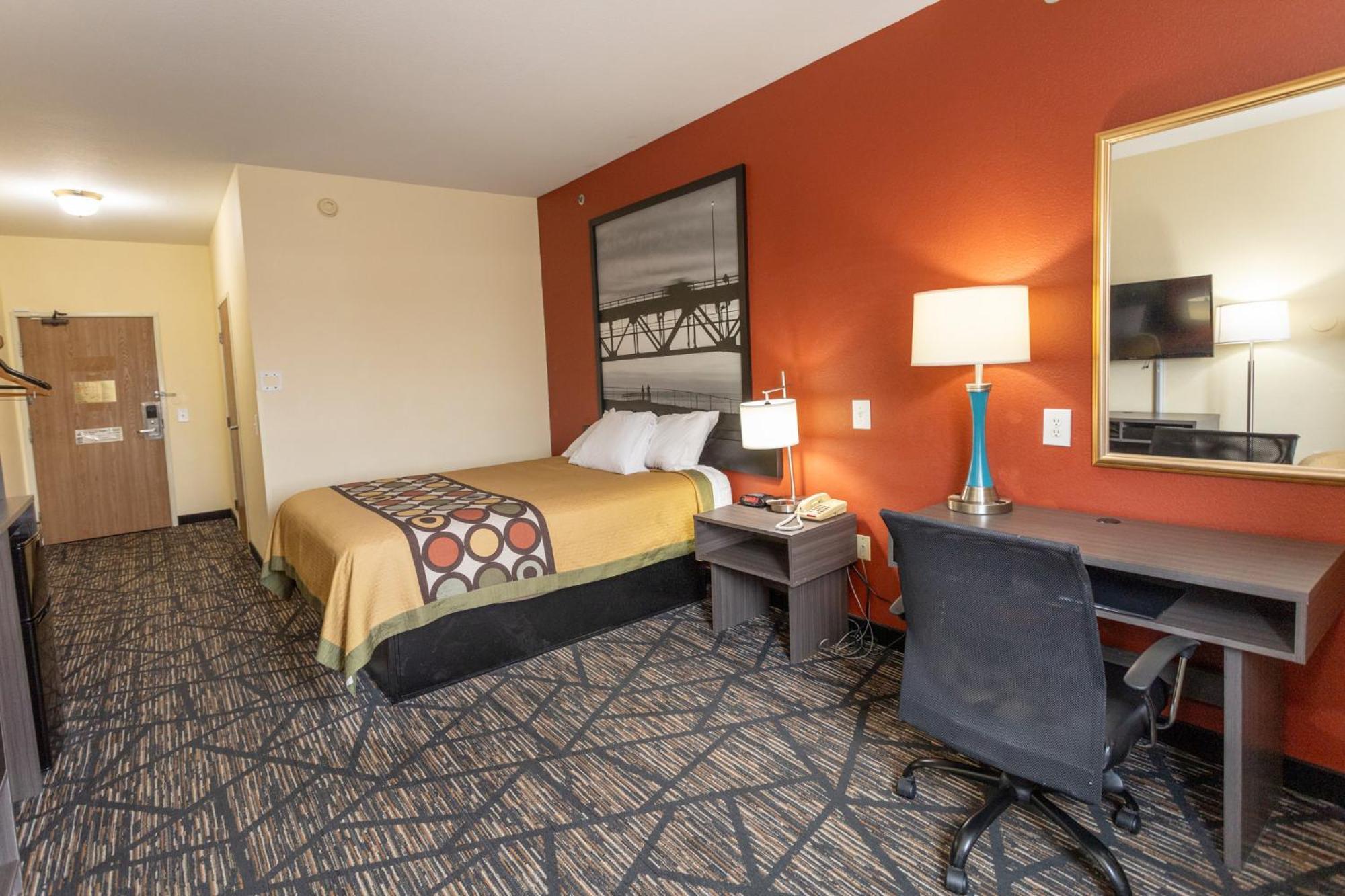 Super 8 By Wyndham Big Rapids Motel Kültér fotó