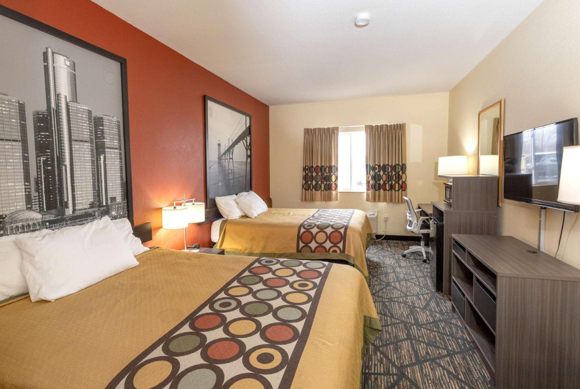 Super 8 By Wyndham Big Rapids Motel Kültér fotó